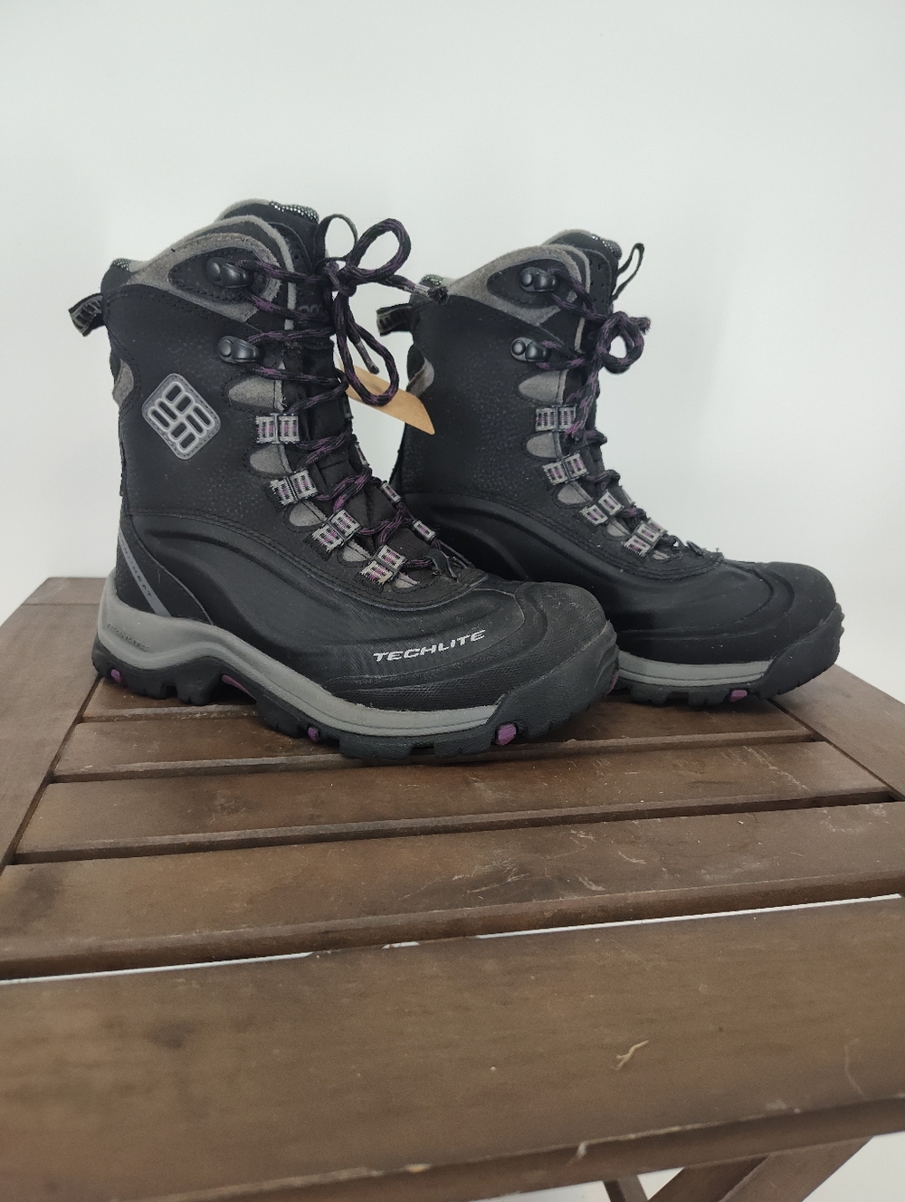 Columbia Women’s Black Techlite Omni-Heat Winter Boots - Waterproof Size 5.5